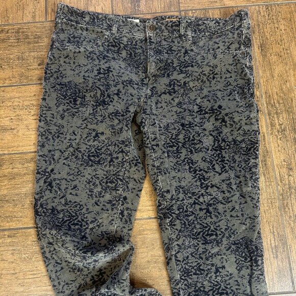 Pilcro & the Letterpress Anthropologie Green Black Floral Corduroy Jeans Size 30 - Picture 11 of 12